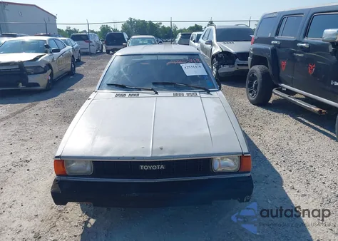 1980 Toyota Corolla z USA, uszkodzony, nr VIN TE720545883